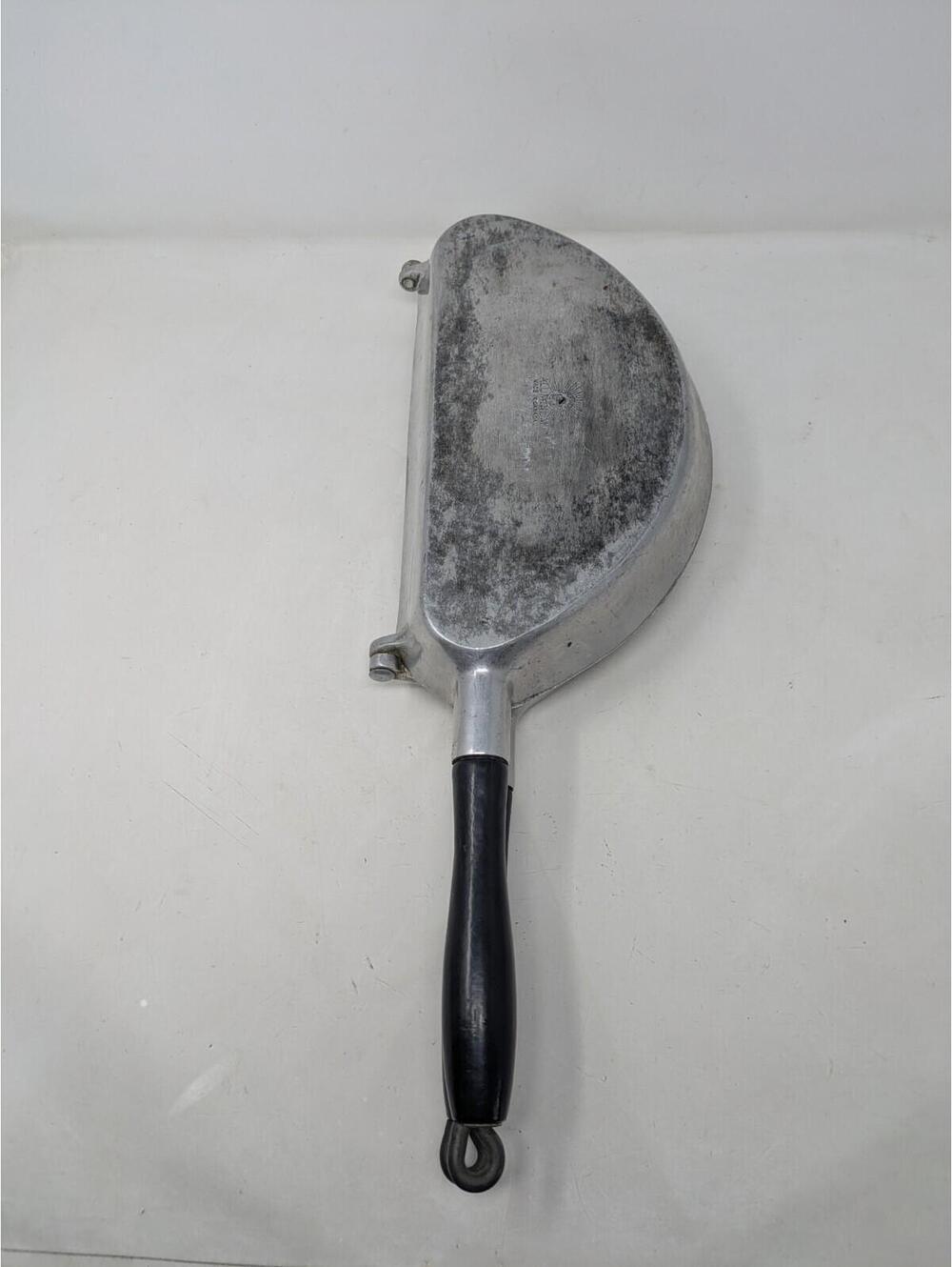 Vtg Super Health Double Skillet Hinged Aluminum Omelet Pan